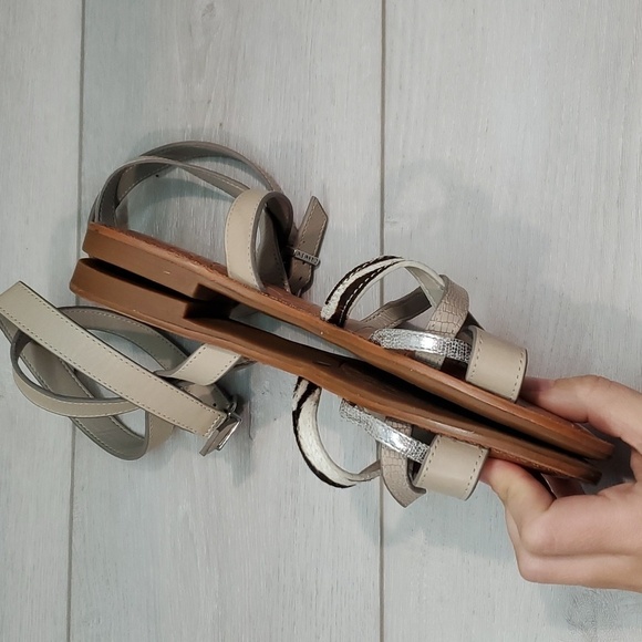 NEW Gianni Bini Womens Saffari Leather Gladiator Sandals Flats shoes sz 8M - Picture 7 of 11